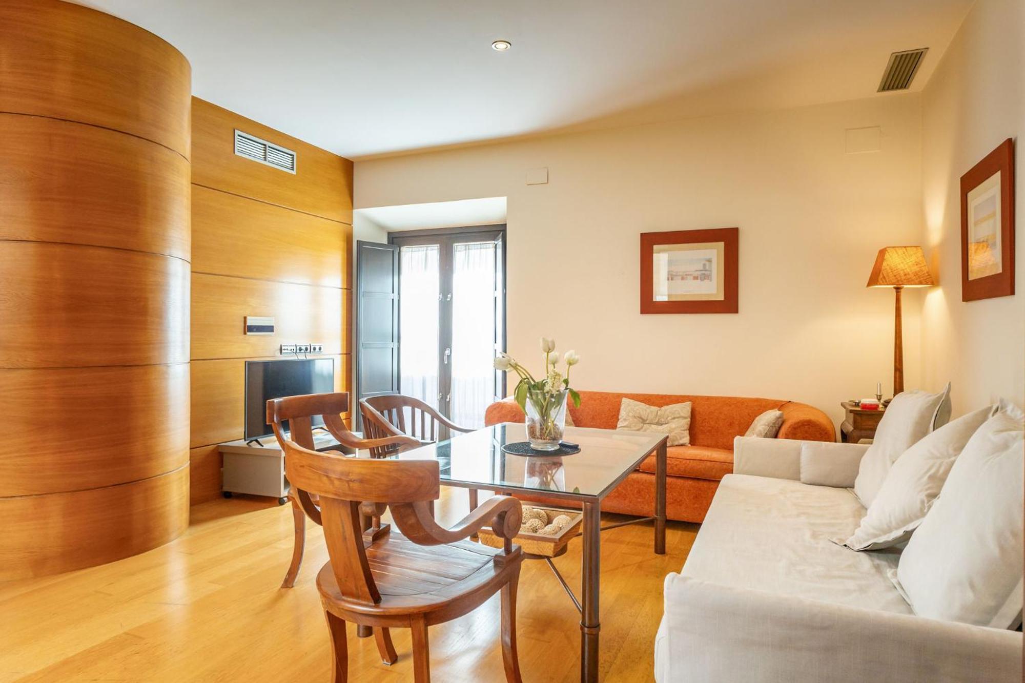 La Maestranza Charming One Or Two Bedrooms Apartments By Ocityzen Seville Exterior photo