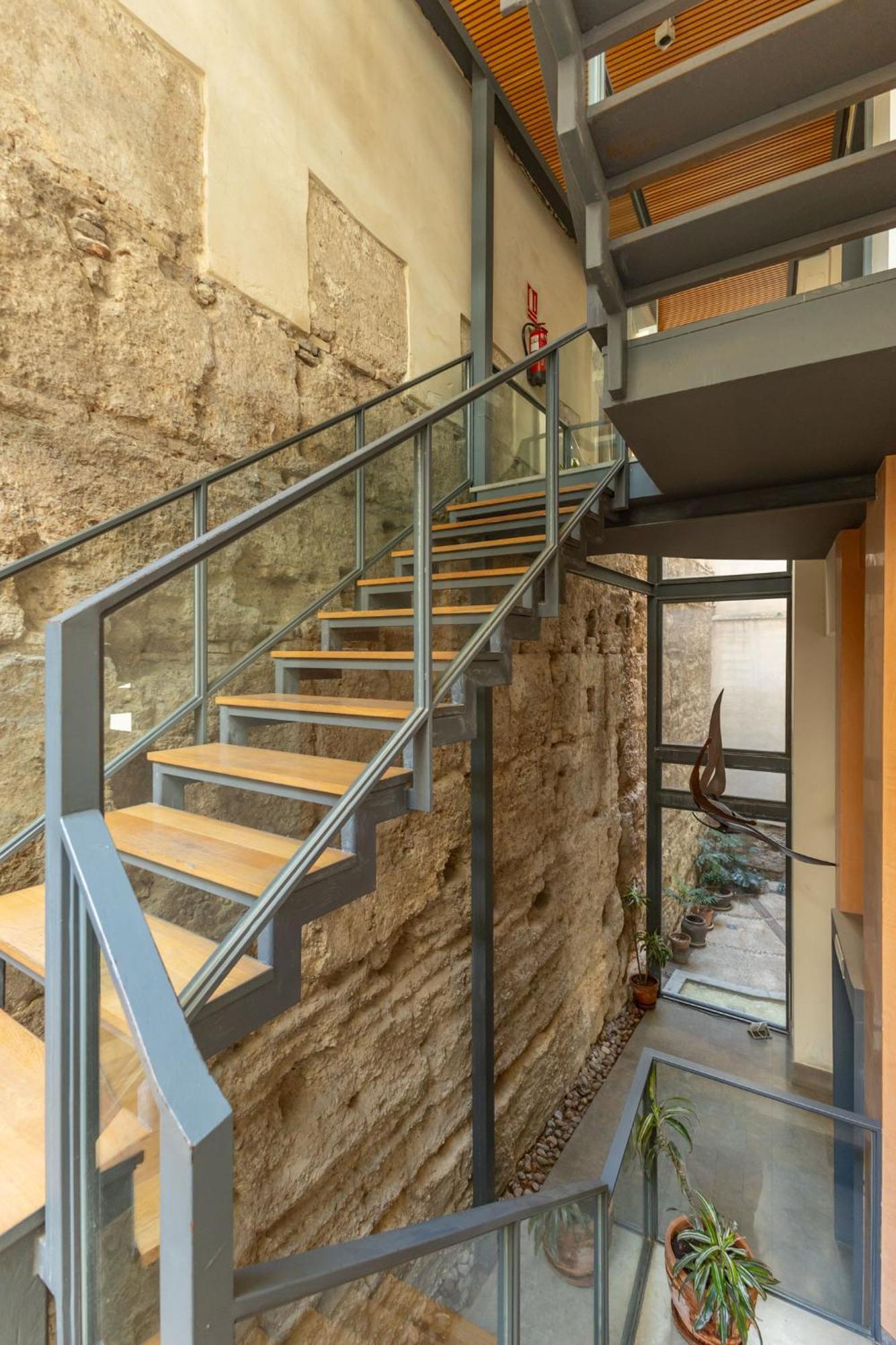 La Maestranza Charming One Or Two Bedrooms Apartments By Ocityzen Seville Exterior photo