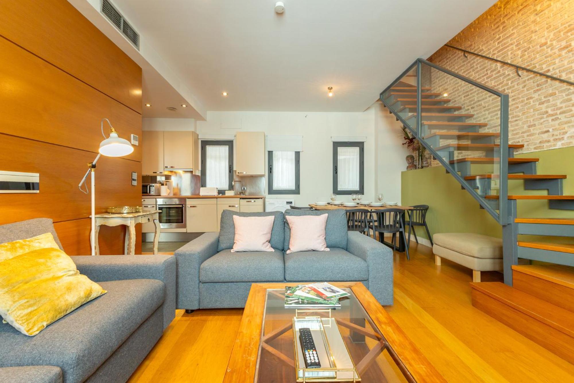 La Maestranza Charming One Or Two Bedrooms Apartments By Ocityzen Seville Exterior photo
