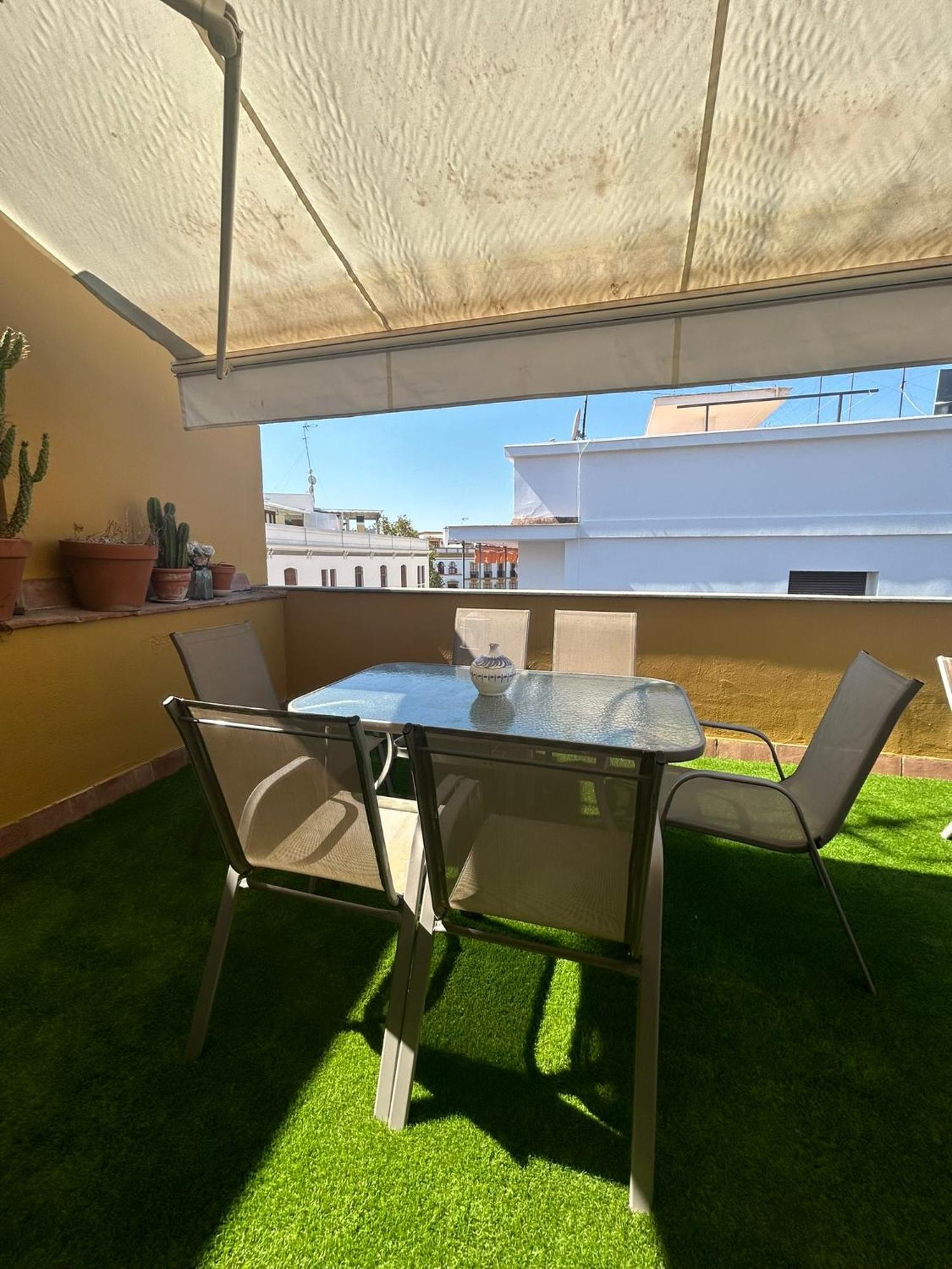 La Maestranza Charming One Or Two Bedrooms Apartments By Ocityzen Seville Exterior photo