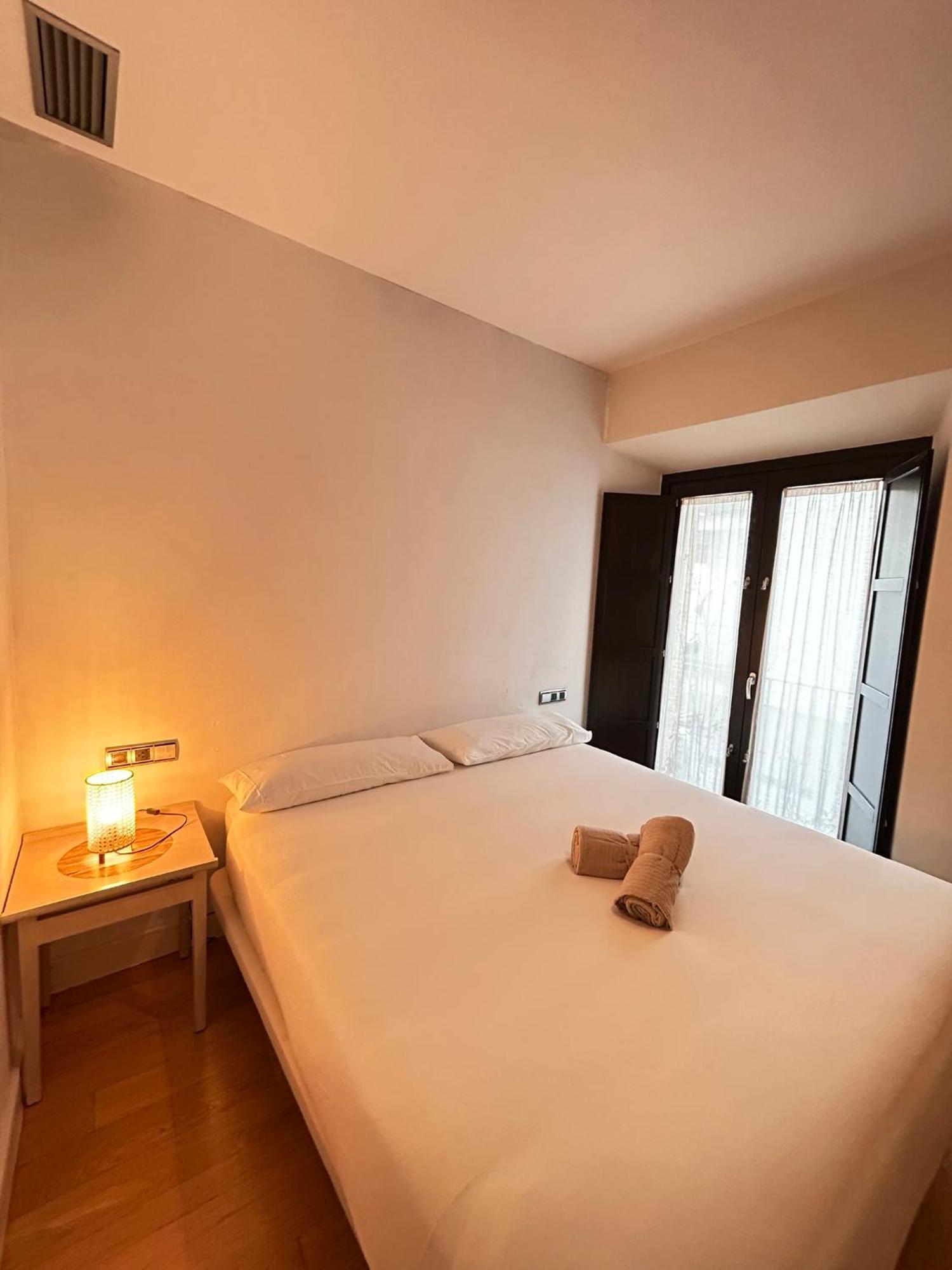La Maestranza Charming One Or Two Bedrooms Apartments By Ocityzen Seville Exterior photo